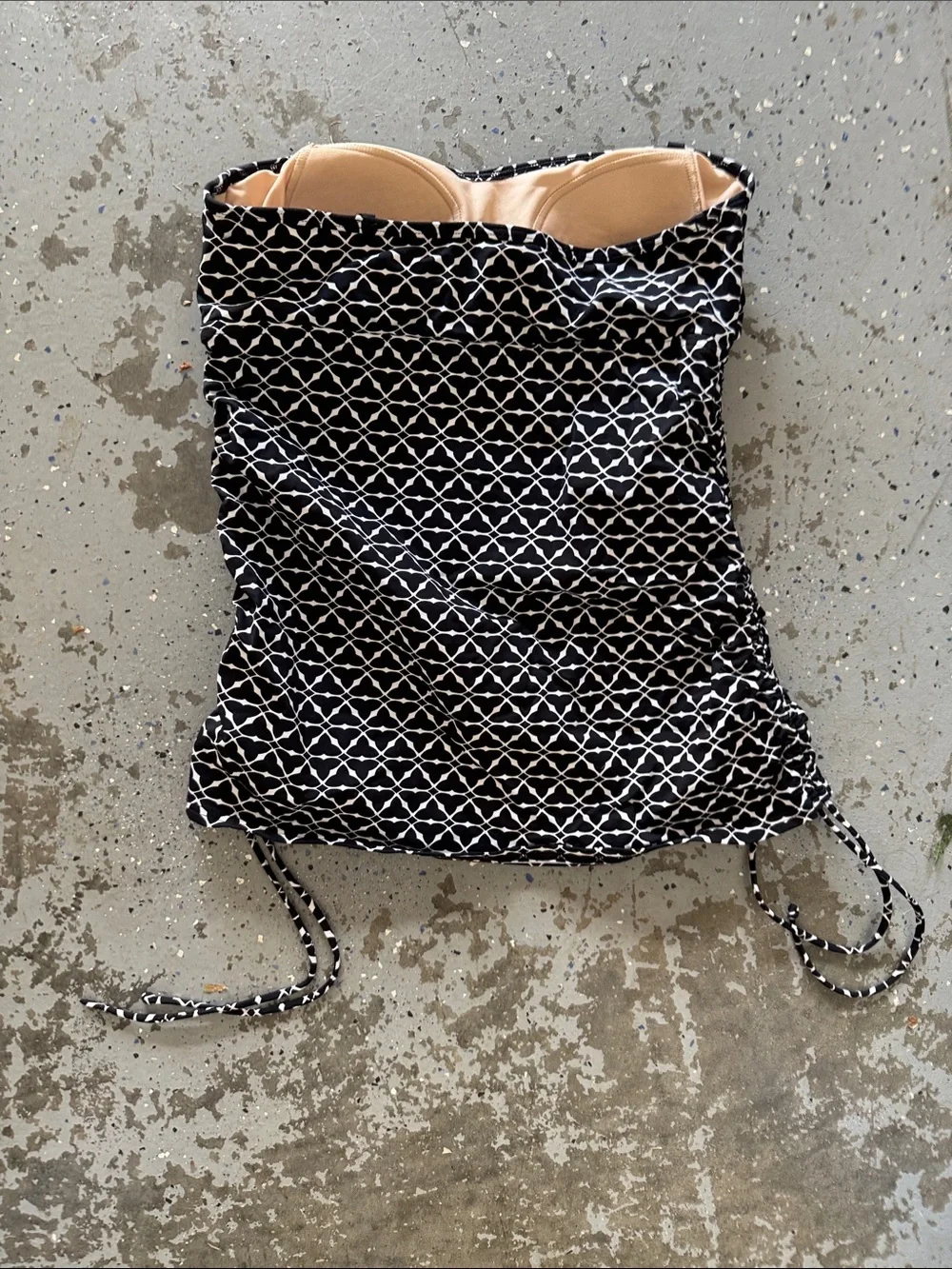 Lands' End Black & White Strapless Tankini Top size 6